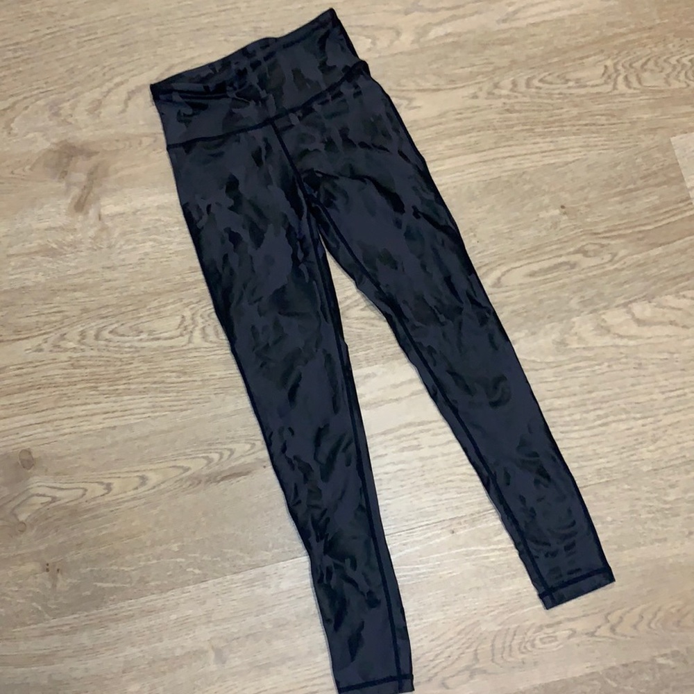 Camp Leggings NWOT